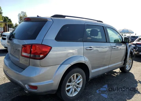 2016 Dodge Journey Sxt z USA, uszkodzony, nr VIN 3C4PDCBG2GT157430